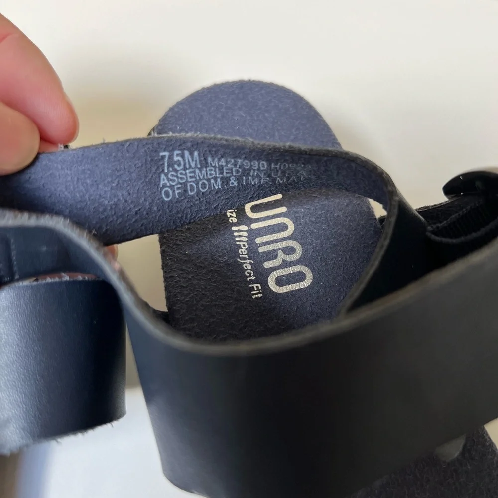Munro Perfect Fit Cleo Navy‎ Blue Sandals with Buckle Ankle Strap